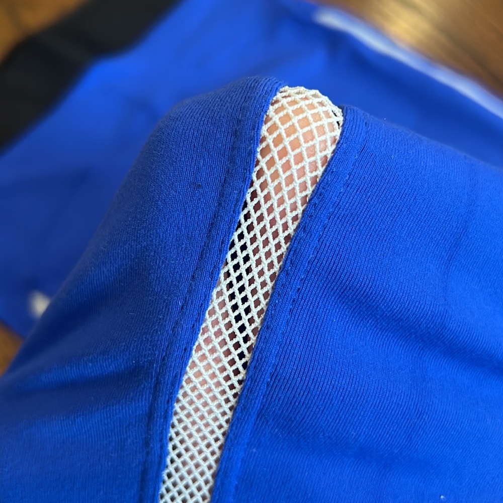 Heroine Sport Crop Tight! 💙 - Picture 4 of 8